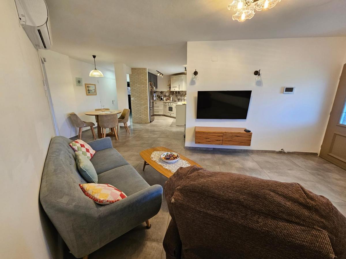 Reimond'S Place - Nahal Hilazon נחל חילזון Karmiel Exterior foto
